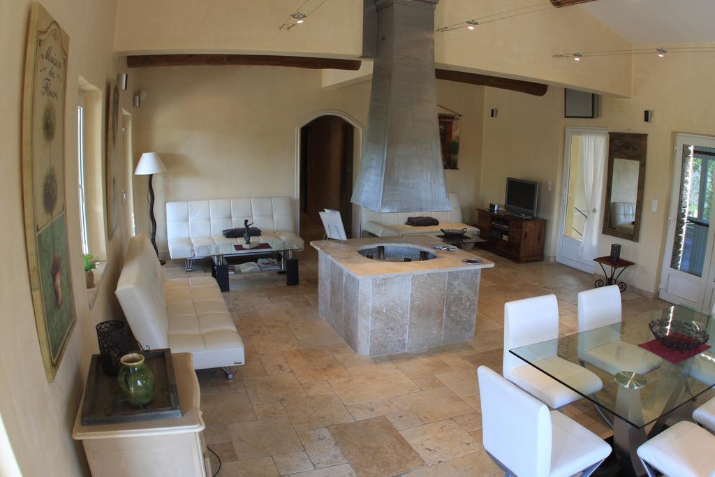 Les Pres De Gordes Villa Стая снимка