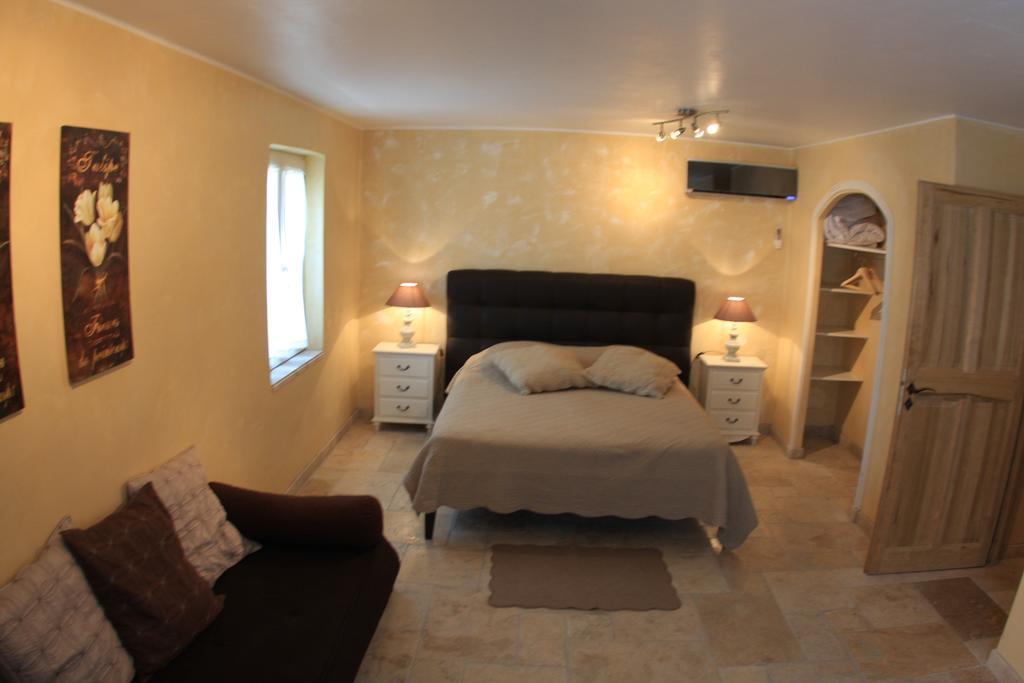 Les Pres De Gordes Villa Екстериор снимка